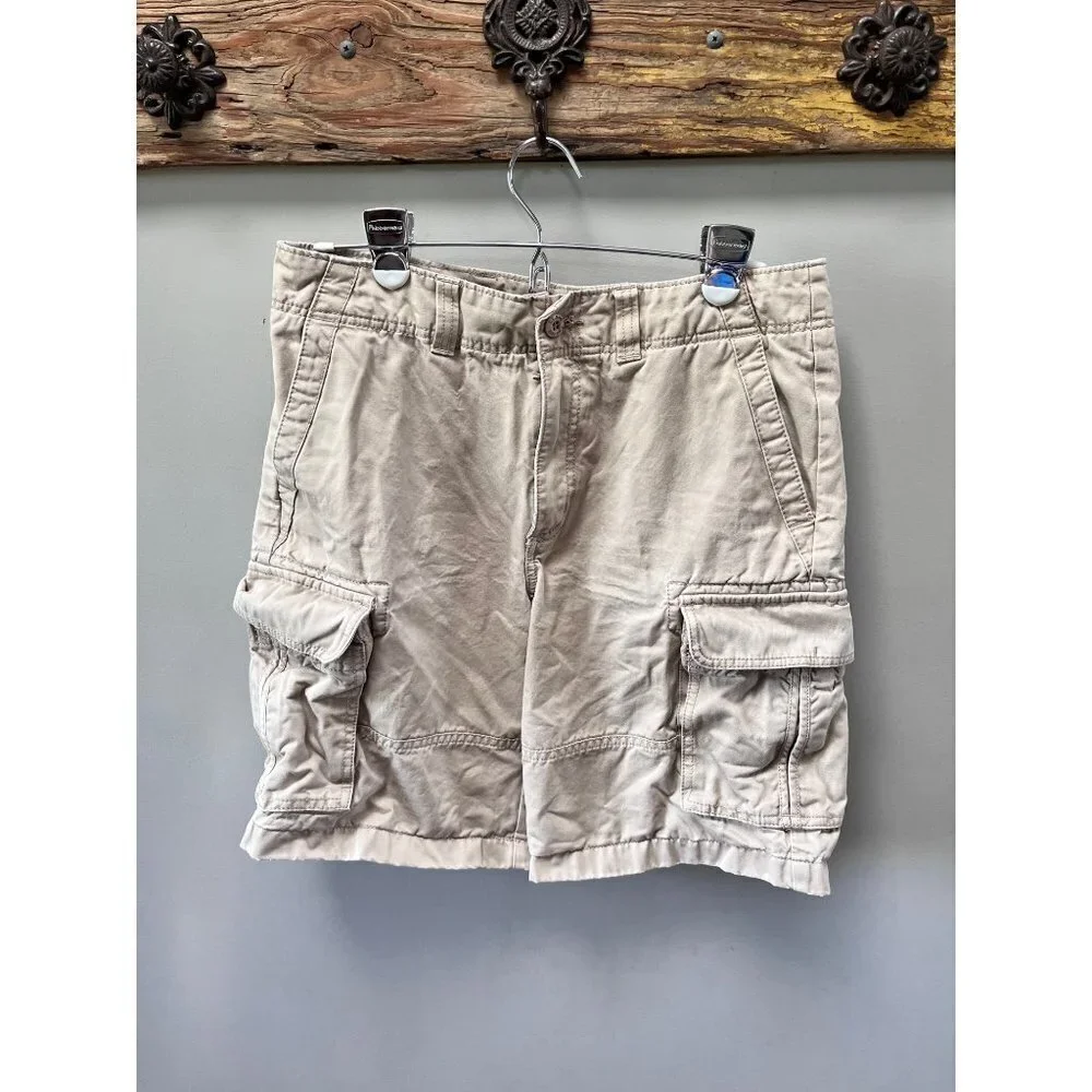 L. L. Bean‎ Khaki Cargo Shorts- Size 31